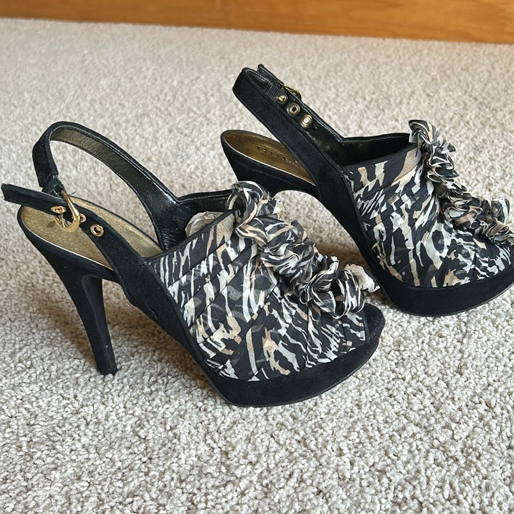 GUESS ANIMAL PRINT PLATFORM STILETTOS - Picture 3 of 5